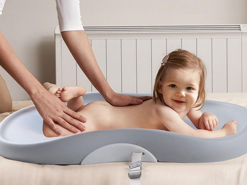 How To Change A Newborn’s Diaper Correctly？