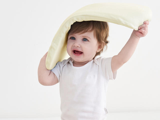 The Scientific Differences And Practical Guide for Nursing Pillows Vs. Baby Pillows