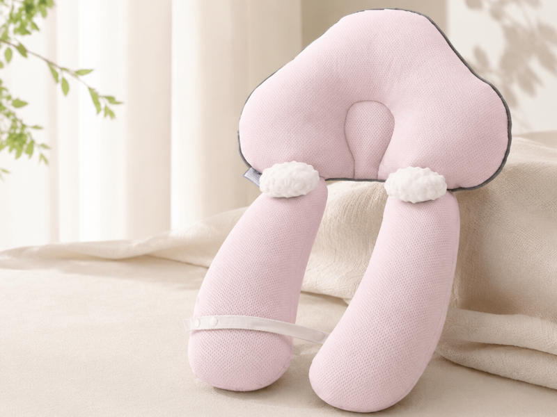 What Pillow Material Is Best for Babies with Sensitive Skin?