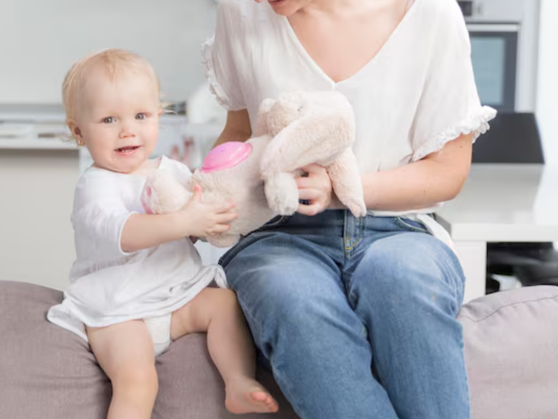 What Do Parents Need To Prepare When Baby Sits Up Independently for The First Time?