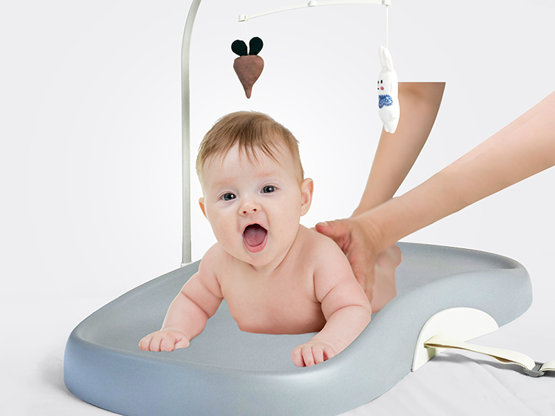 How To Choose Between Foldable And Molded Changing Pads?